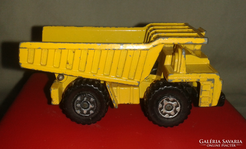 Matchbox Lesney England 1-75 Series Superfast No.58 Faun Dump Truck 1976