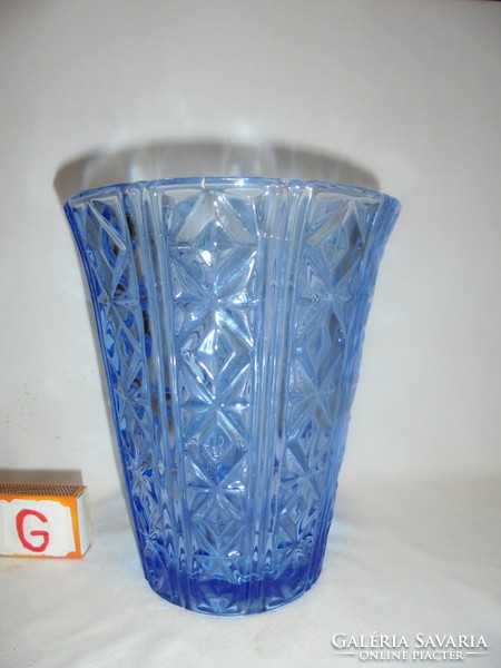 Régi, kék színű, domború mintás, öblös üveg váza