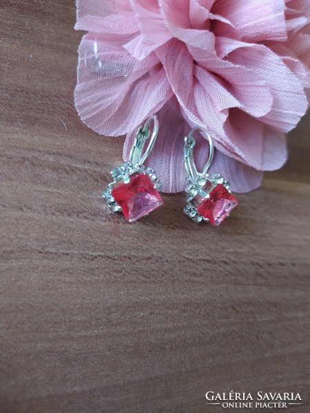 Bizzu stone earrings