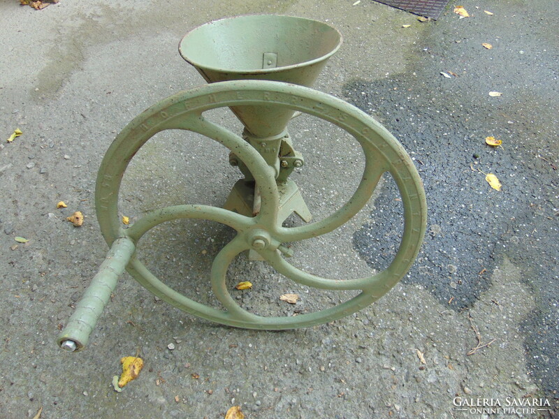 Hofherr crop grinder