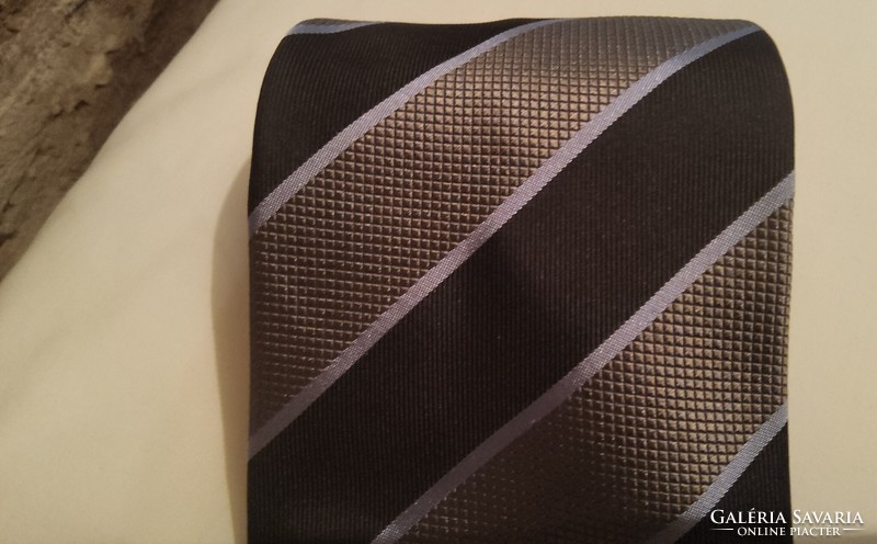 Schild quality silk tie