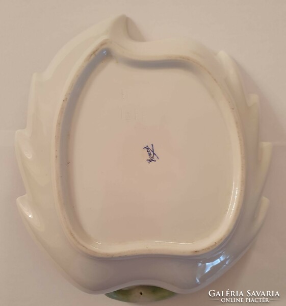 Herendi virágmintás porcelán füles levél alakú kínáló tál