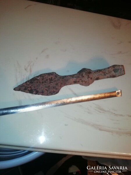 Antique spearhead in the condition shown in the pictures