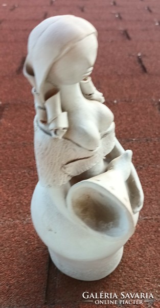 Ceramic sculpture of Bolbáné Seles Magda