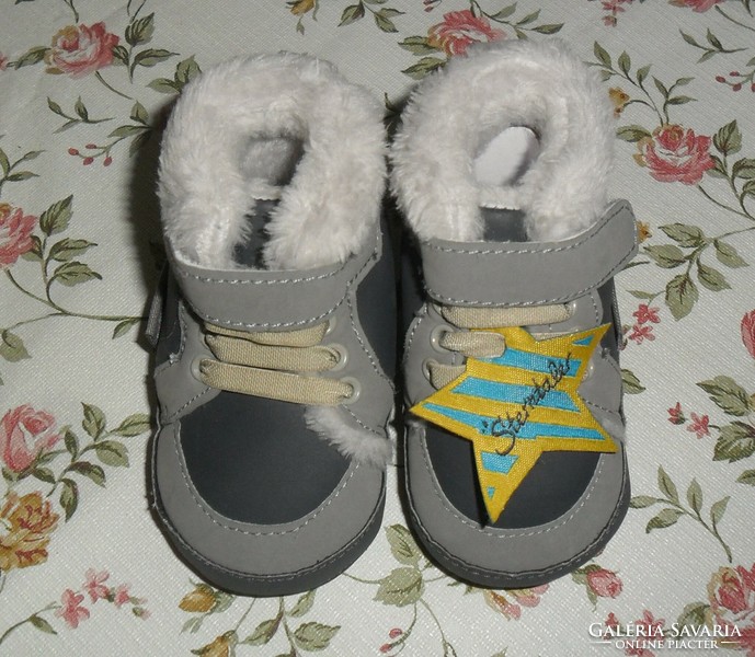 Sterntaler gray starry baby boots/baby shoes with fur. 15 / 16 -Os.