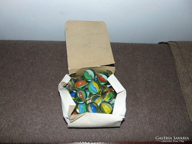 25 colored glass balls