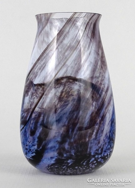 1O208 old colored Scandinavian orrefors blown glass vase 11.5 Cm