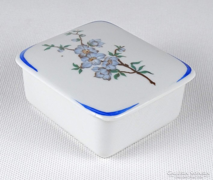 1M310 old blue floral Raven House porcelain bonbonier