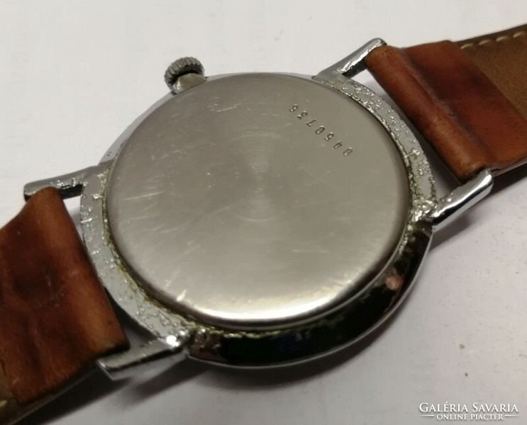 Marvin Swiss watch with patina, 1950s, in working condition, for use or for collection