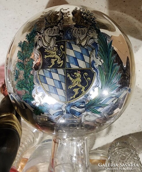 Coat of arms of the King of Bavaria, indirectly Queen Elizabeth of Hungary, stained glass ornament