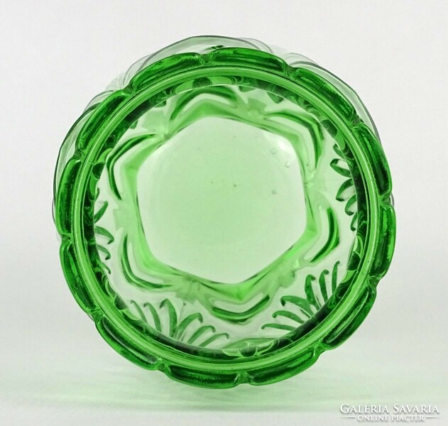 1O435 mid century green pressed glass vase 19.5 Cm