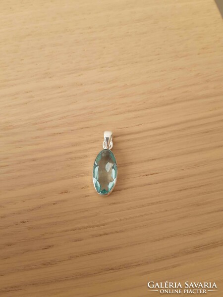 Silver aquamarine pendant
