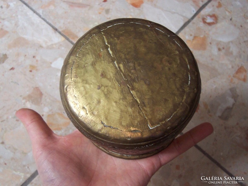 A small copper pot