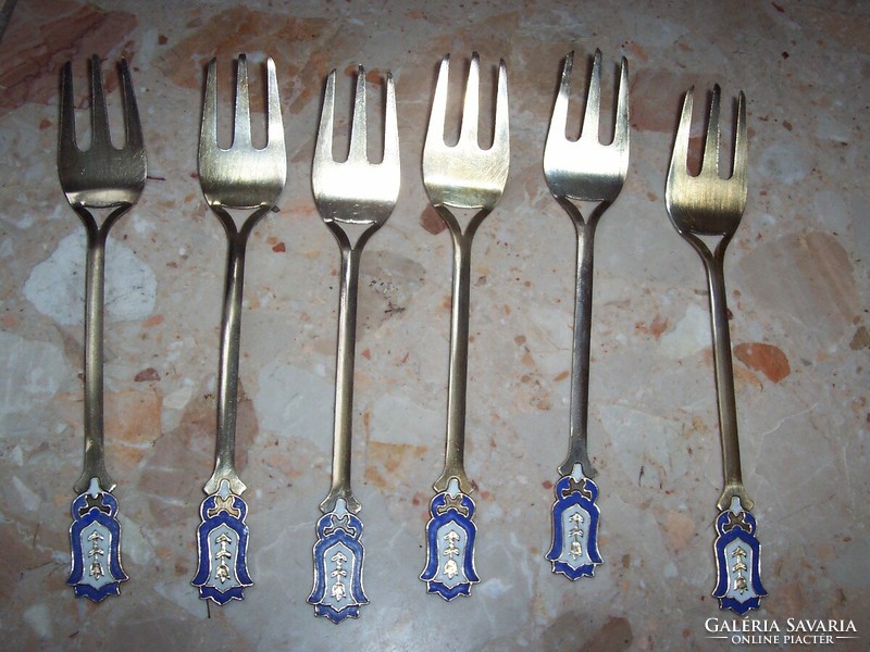 21 pcs fire enamel spoons, forks