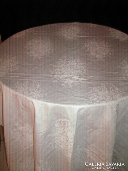 Cute vintage rose bouquet silk damask tablecloth set
