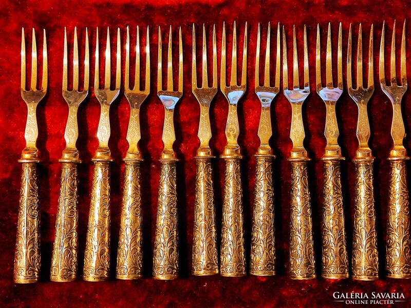 Gold-plated silver dessert and fruit set, 12 persons, with gold-plated knife blades and gold-plated