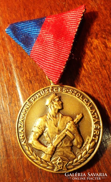Worker's jubilee medal /stored in its box, can be worn on a chest strap/ total approx. 50 grams