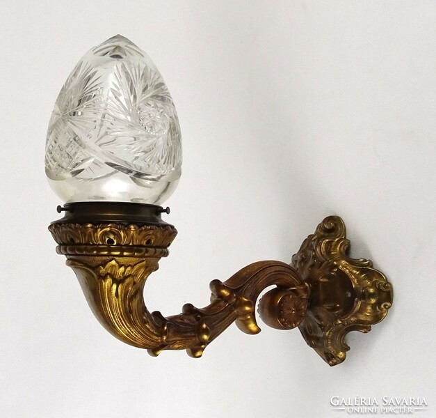 1O439 antique large bronze wall arm with crystal cover