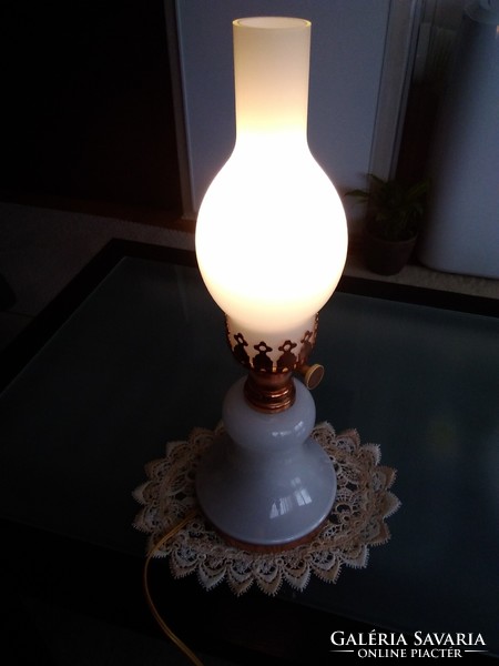 Retro elektromos asztali lámpa kétrétegű tejüvegből, szabályozható fényerő beállítással!