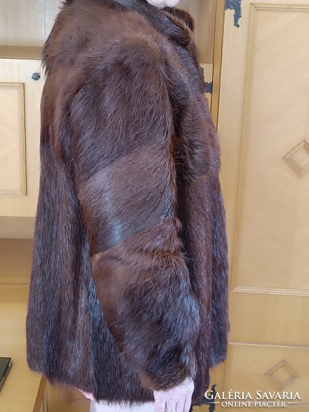 Women's fur coat (size L)