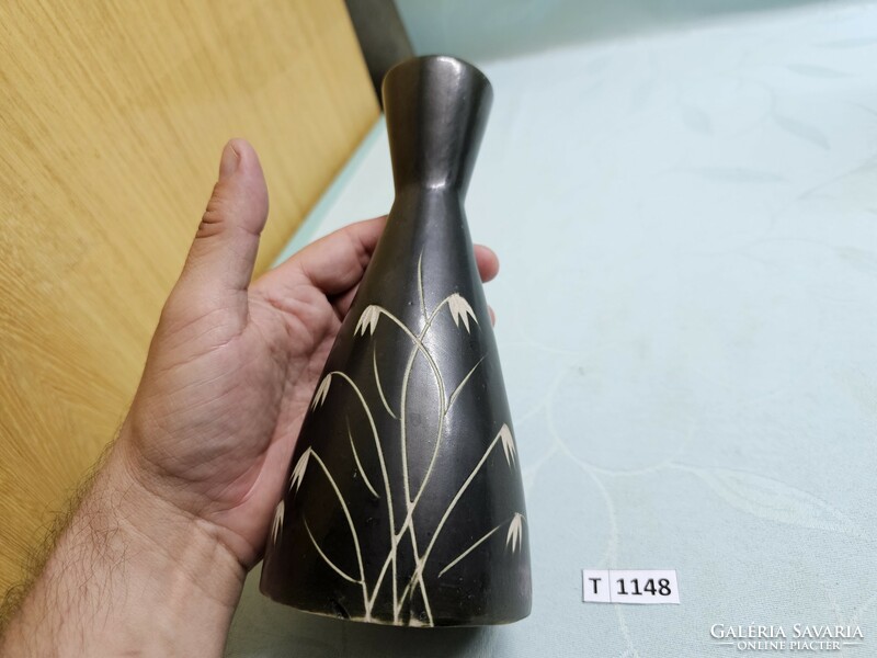 T1148 Fekete kerámia váza virágmintával 20 cm