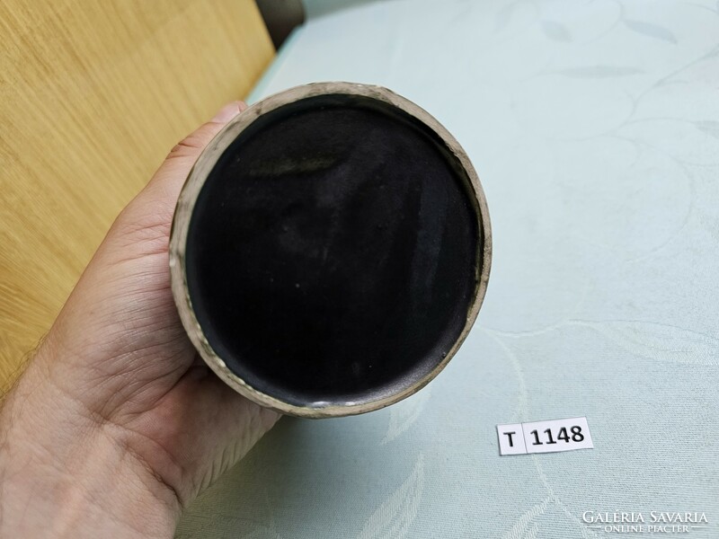T1148 Fekete kerámia váza virágmintával 20 cm