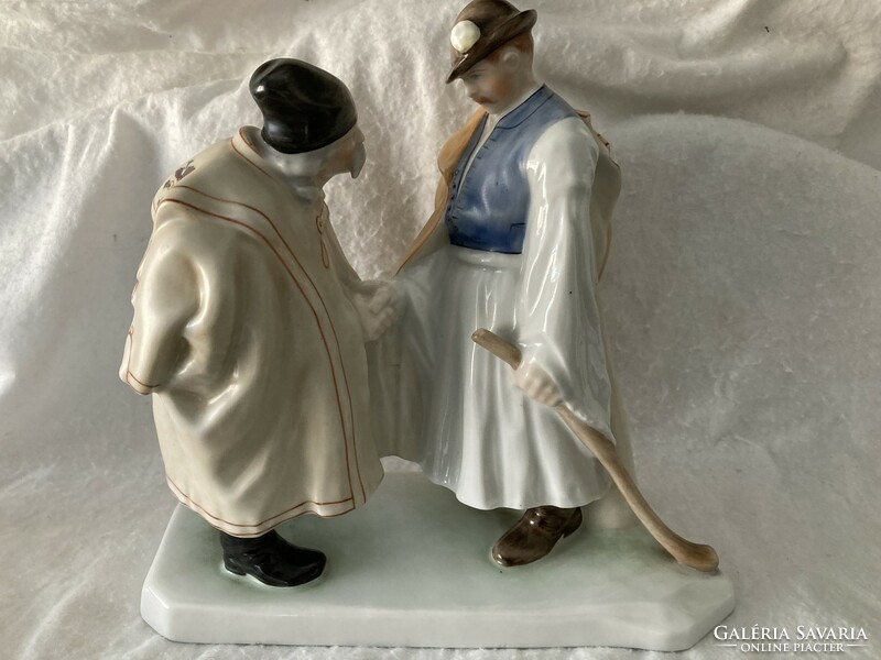 Herend porcelain statue / farewell shepherds