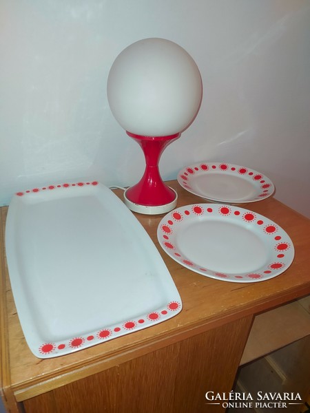 Alföldi sundae tray and plates