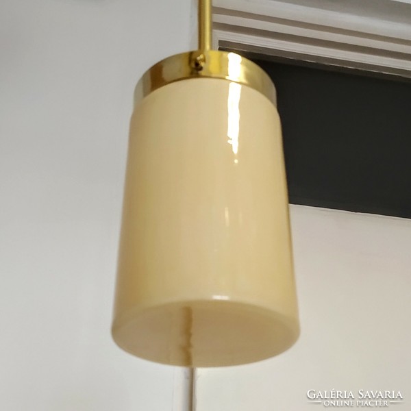 Bauhaus - Art deco réz mennyezeti lámpa felújítva - krémszínű hengerbúra