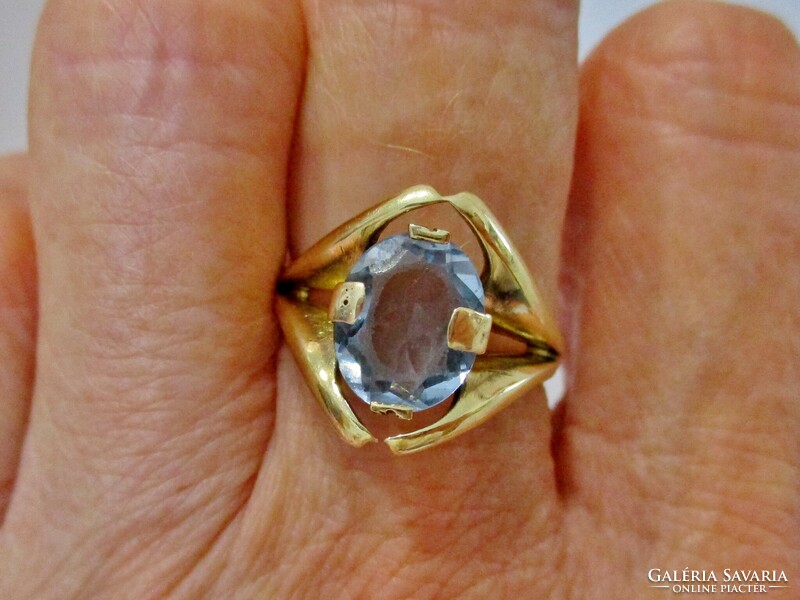 Gyönyörű régi 14kt arany gyűrű nagy kék topáz kővel