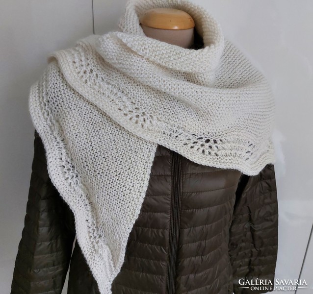 Off-white hand-knitted wool shoulder shawl with lace insert