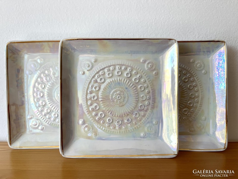 Retro hólloháza porcelain iridescent bowl, offering
