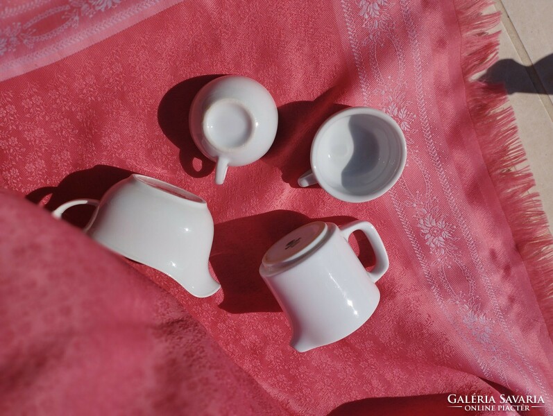 2 személyes porcelán kávéskészlet, babaházi kellékek