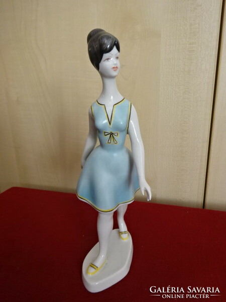 Hollóházi porcelán figura, kézzel festett kékruhás lány, magassága 25 cm. Jókai.