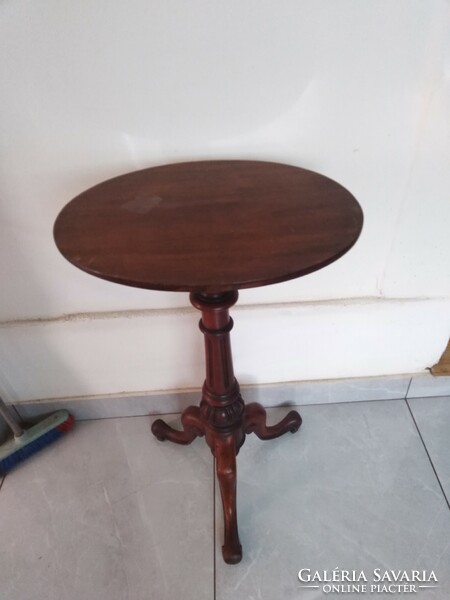 Original Victorian oval table