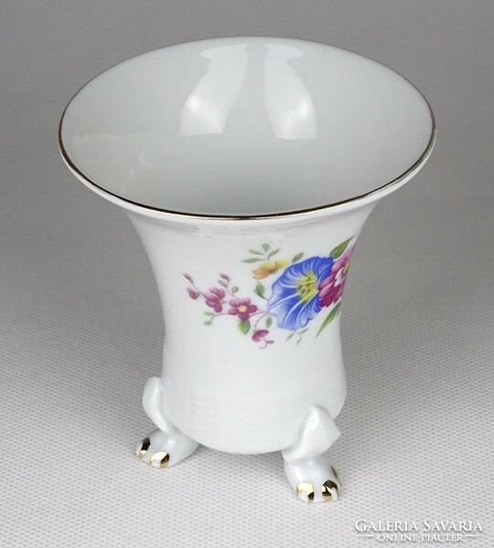 1O639 Hibátlan oroszlánlábas Hollóházi porcelán váza 9.5 cm