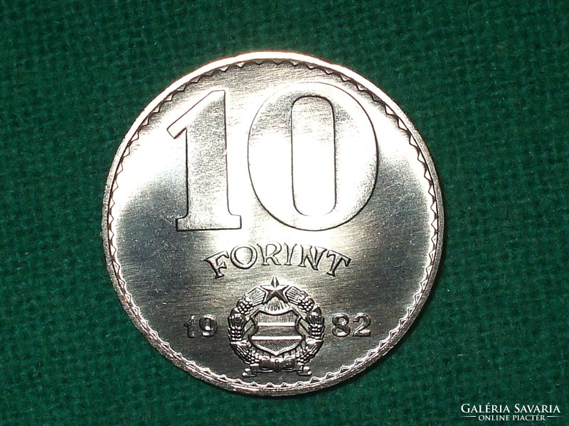 10 Forint 1982! Only 30,000 pcs. ! It was not in circulation! It's bright!