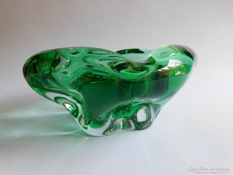 Zöld csehszlovák designer üveg hamuál 60-as évek