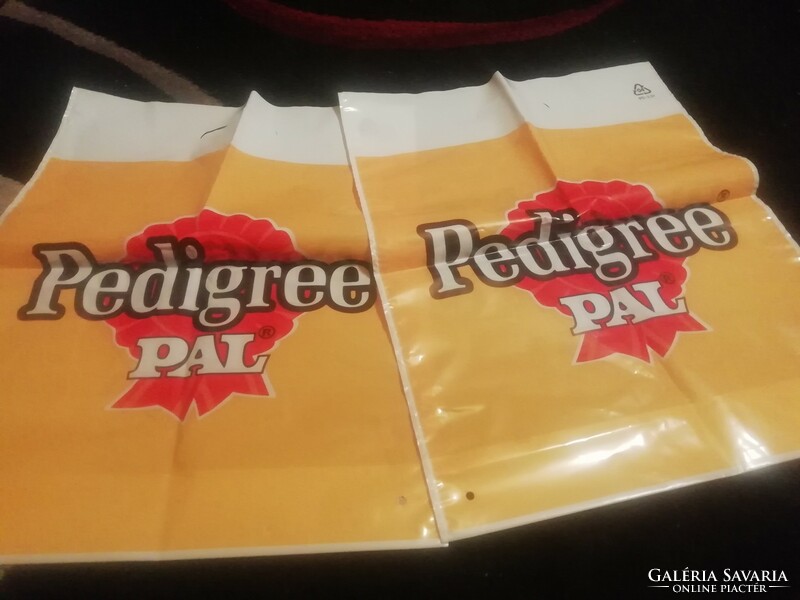 Rare retro bag from pedigree pal collection