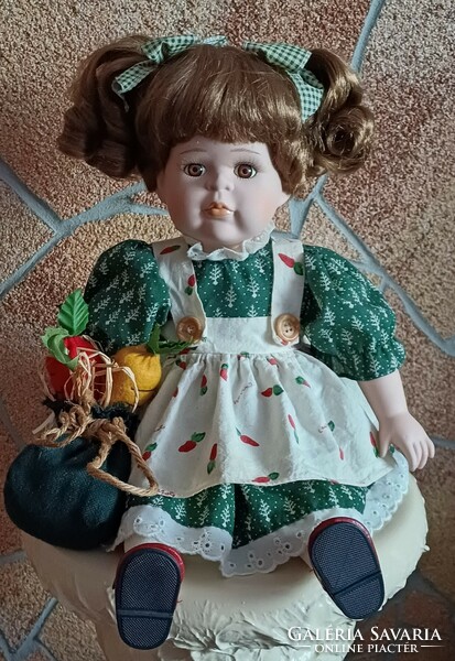 Porcelain doll, porcelain doll