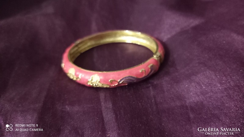 Pink metal bracelet, women's fire enamel with clasp? jewellery