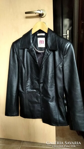 Women's leather jacket, size 36