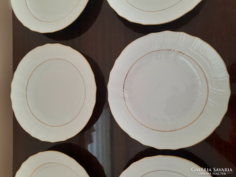 Set of 6 Herend semi-deep plates with white gold border