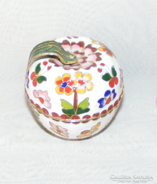 Apple-shaped enamel bonbonier, ornament