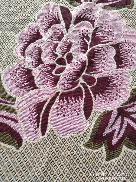Beautiful, silk carpet, tablecloth, bedspread for sale! 210 X 170 cm