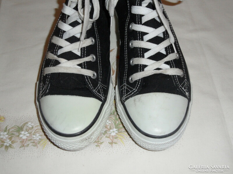 Duffy black canvas sneakers (size 42)
