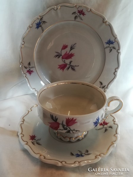 Porcelain breakfast set with spout and sugar bowl