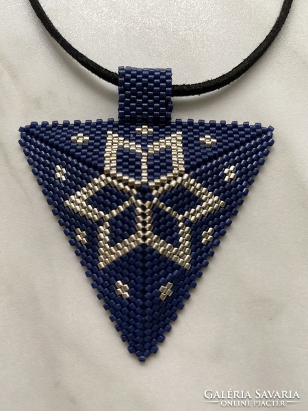 Blue-silver triangle pendant