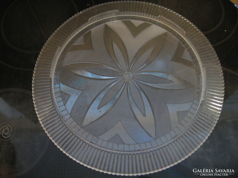 Retro colorless plastic cake serving tray