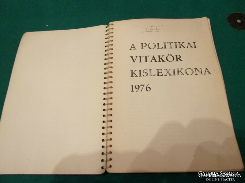 A politikai vitakör KISLEXIKONA 1976